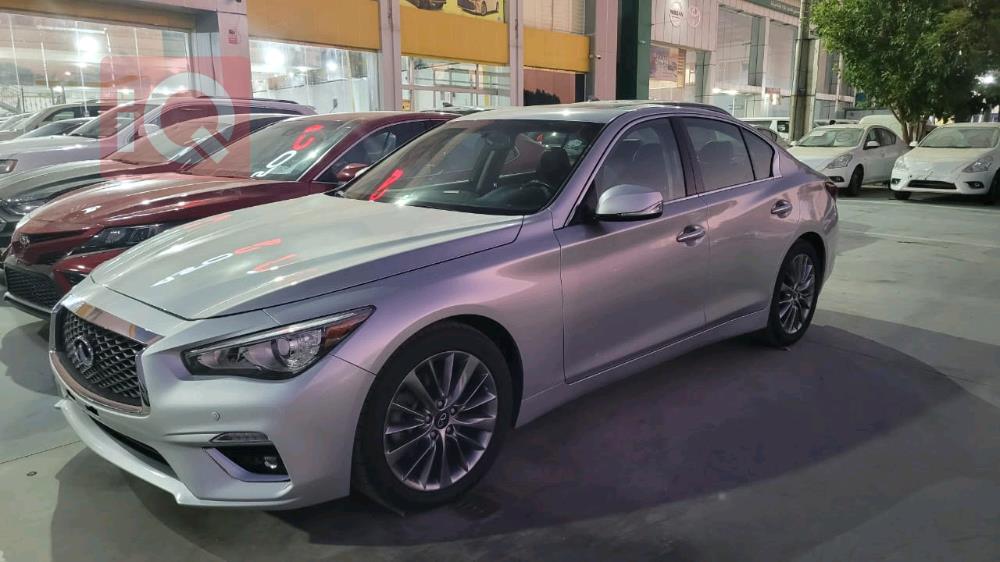 انفنتي Q50